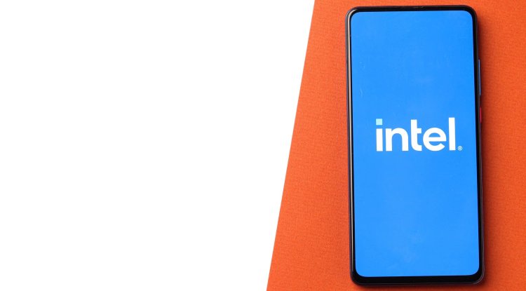 NEW INTEL PROCESSORS WILL NOT SUPPORT OLD COOLERS: Completely changed socket design!