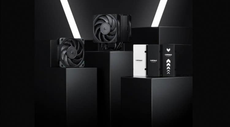 Noctua presents chromax NF-A12x25 fan, NH-U12A cooler and covers for heat conductors