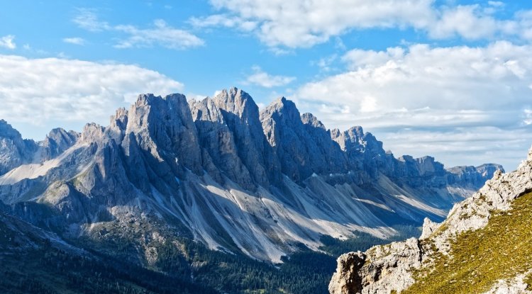 Starlink: 370 Mbit/s in the Rocky Mountains