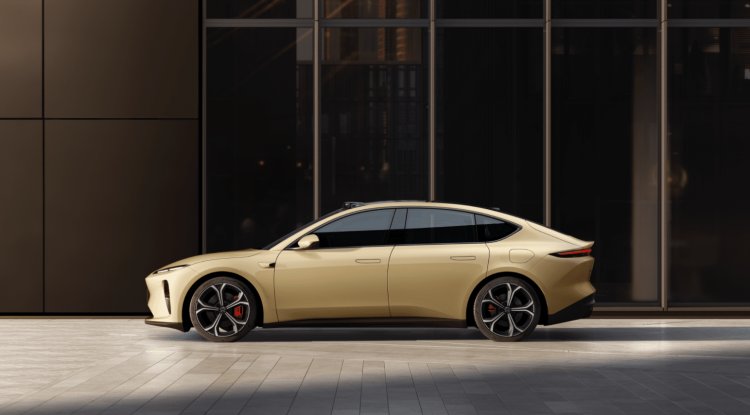 Nio electric car with a range of 1000 km 