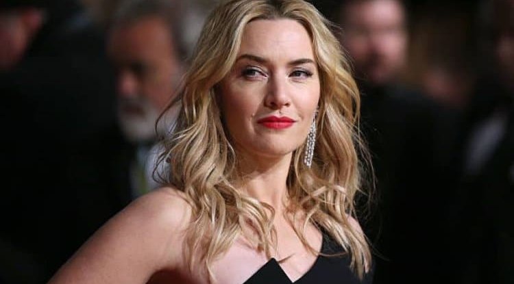 Kate Winslet refused to have her belly fat photoshopped and that's why we adore her!