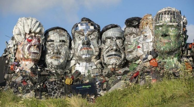 WORLD LEADERS MADE OF ELECTRONIC WASTE: Located near a hotel where politicians will stay