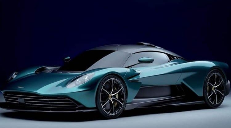 ASTON MARTIN VALHALLA: Powerful and dramatically designed 937-horsepower hybrid supercar!