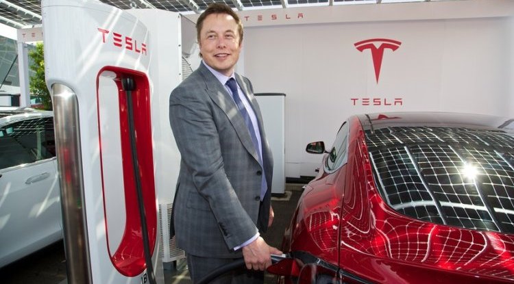 Musk's Supercharger will charge cars from other manufacturers