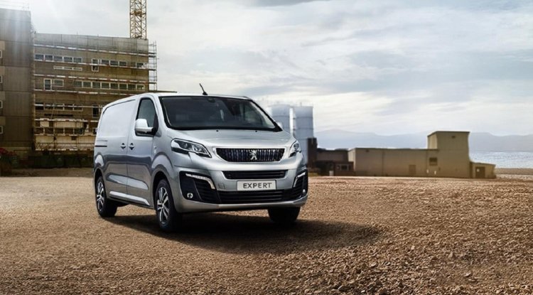 Peugeot e-Expert on hydrogen entered production