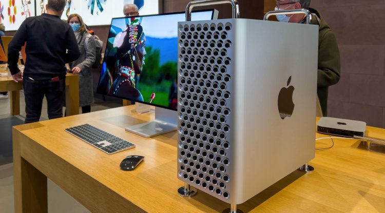 You can get two M1 Max chips in the new Mac Pro