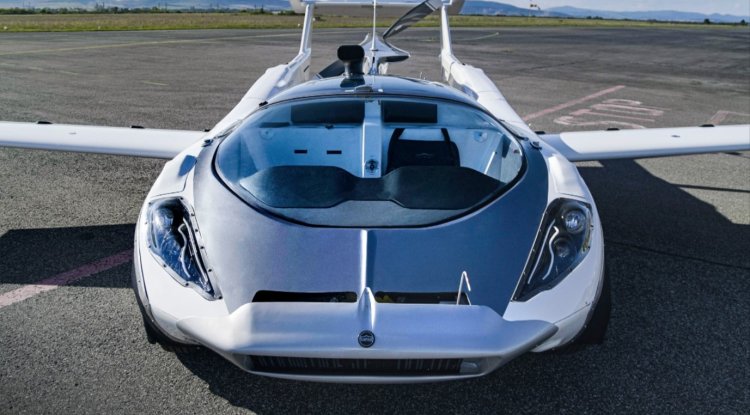 THE FIRST FLYING VEHICLE-To the clouds in 3 minutes