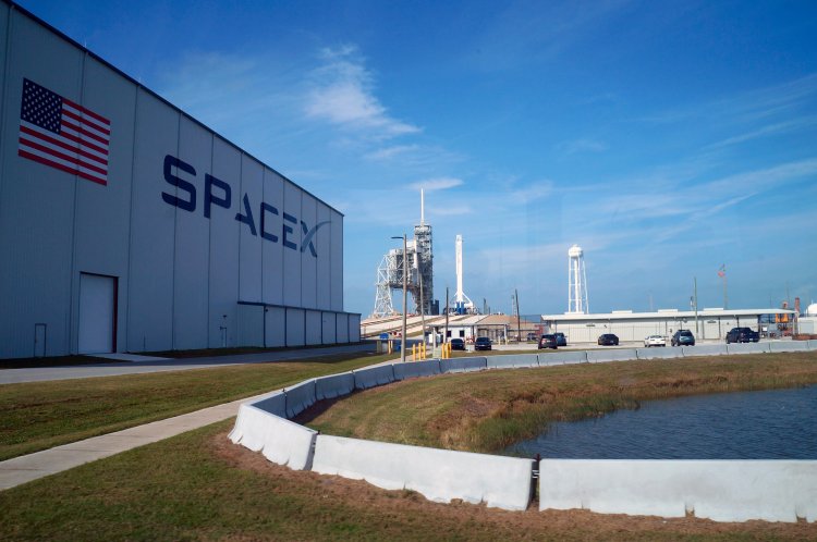 SpaceX must make additional changes before launching in Texas