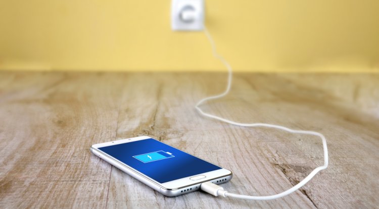 6 places where we should not charge our phones