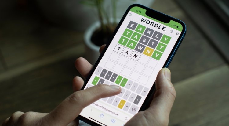 From the Internet to the table: Wordle becomes a board game