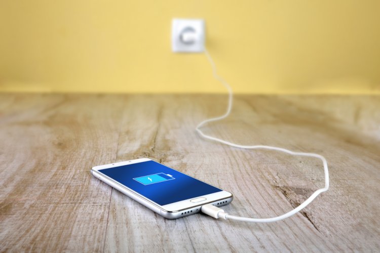 6 places where we should not charge our phones