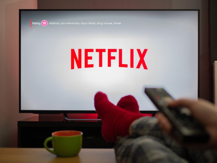 Netflix starts charging for account sharing