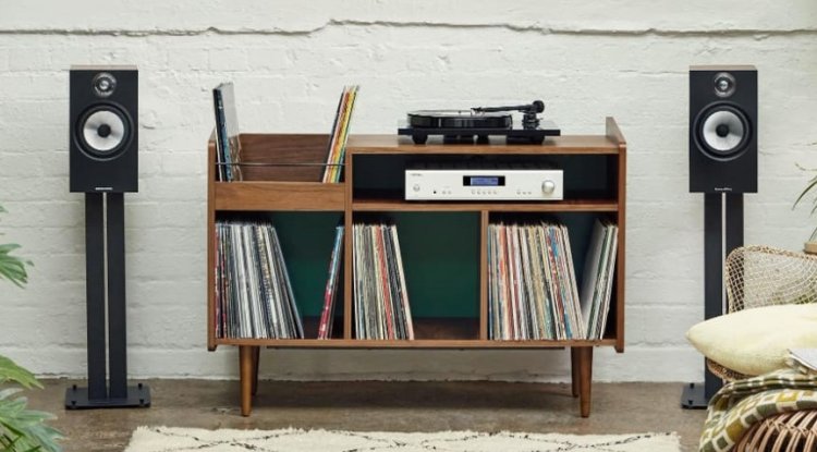 B&W 606 S2 Anniversary Edition