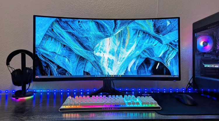 ALIENWARE 34 CURVED QD-OLED GAMING MONITOR - AW3423DWF