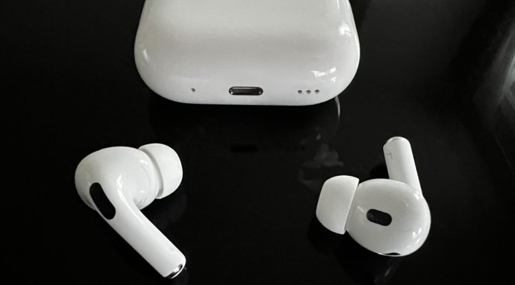 Airpods with USB-C charging case to be announced at Apple's event on September 12