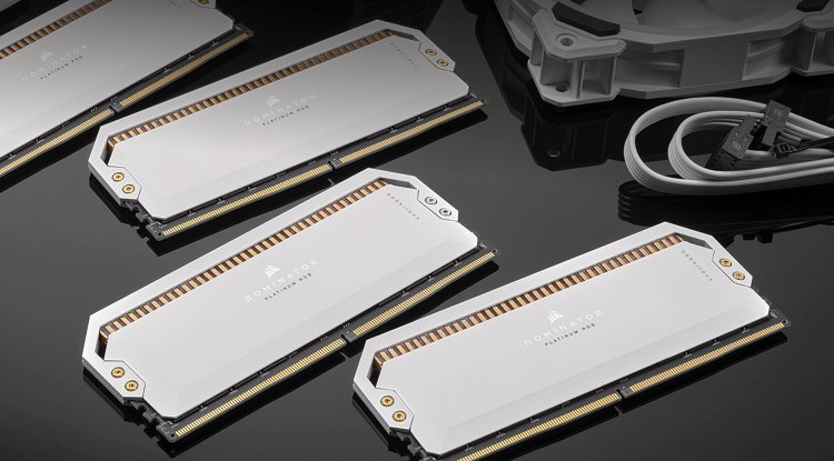 Corsair Dominator RGB 32GB (2x16GB) 5600MHz CL36 DDR5 White