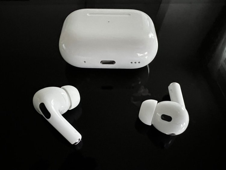 Airpods with USB-C charging case to be announced at Apple's event on September 12