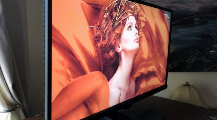 BENQ EW3270U 31.5 INCH 4K HDR MONITOR