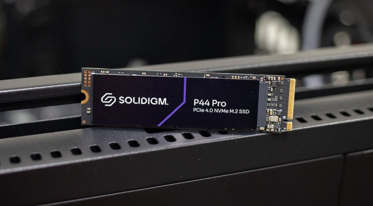Solidigm P44 Pro SSD