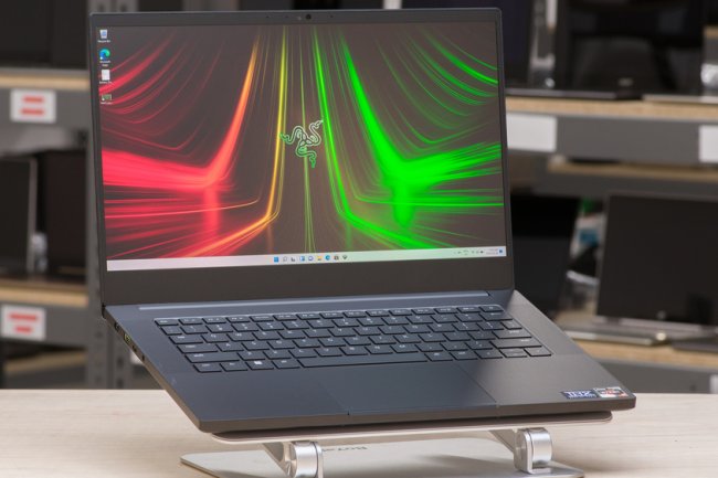 "Razer Blade 14 Review: A Fusion of Style and Performance"