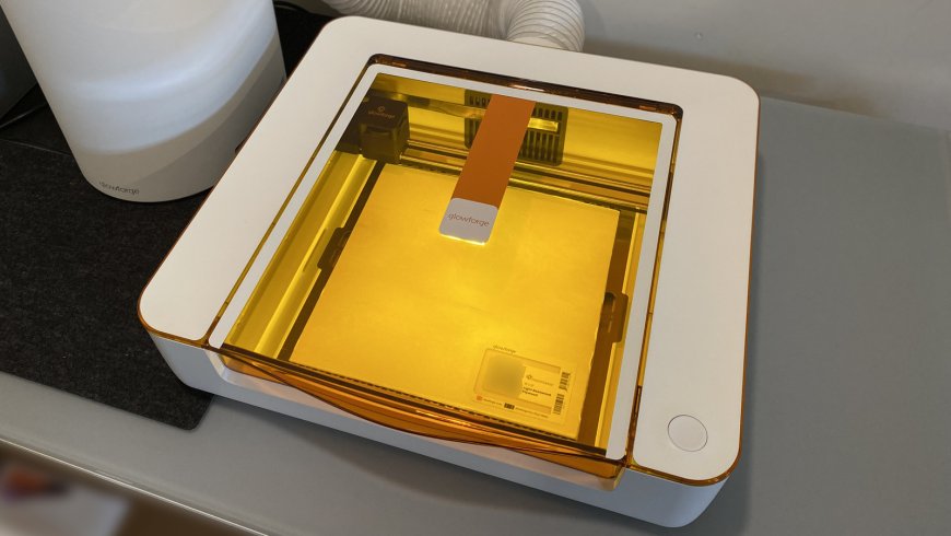 Glowforge Aura – A Sophisticated Laser for Crafters