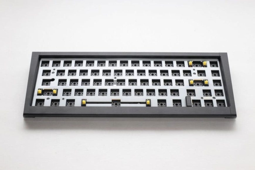 In-Depth Review of the Ducky ProjectD Outlaw65: A DIY Keyboard Kit