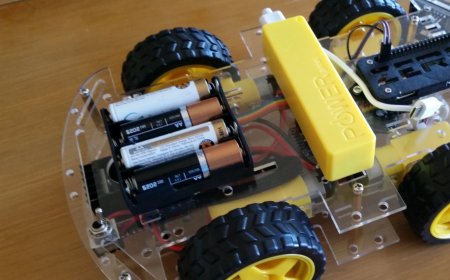 Raspberry Pi Zero-Powered Robotic Car with Voice Commands