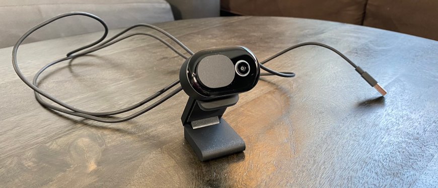 Microsoft Modern Webcam: A Detailed Review and Comparison